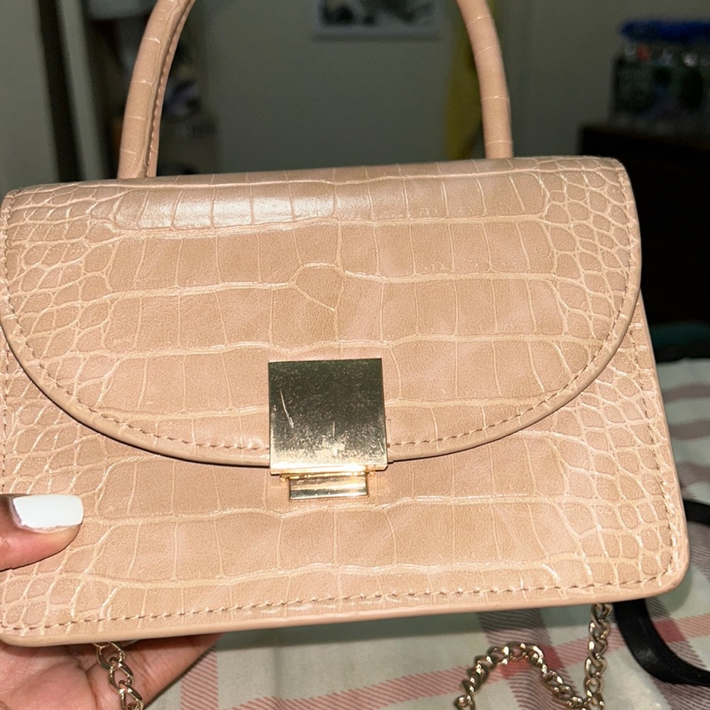 faux snake skin bag, with gold chain handle (crossbody)